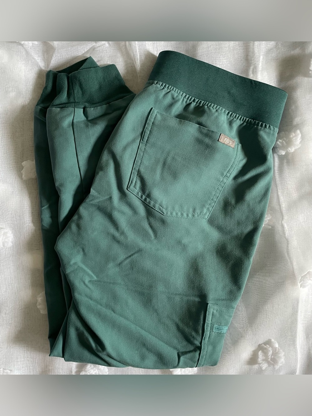 Mint Figs Jogger Scrub Pants